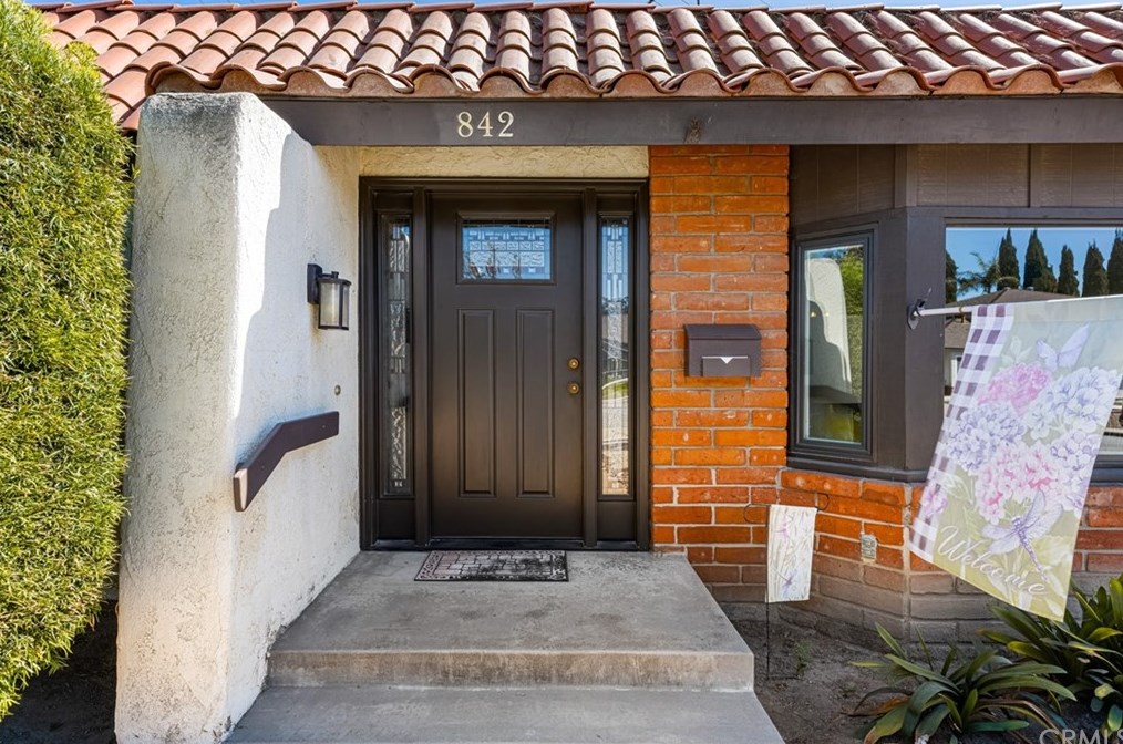 842 E Tularosa Ave, Orange, CA 92866