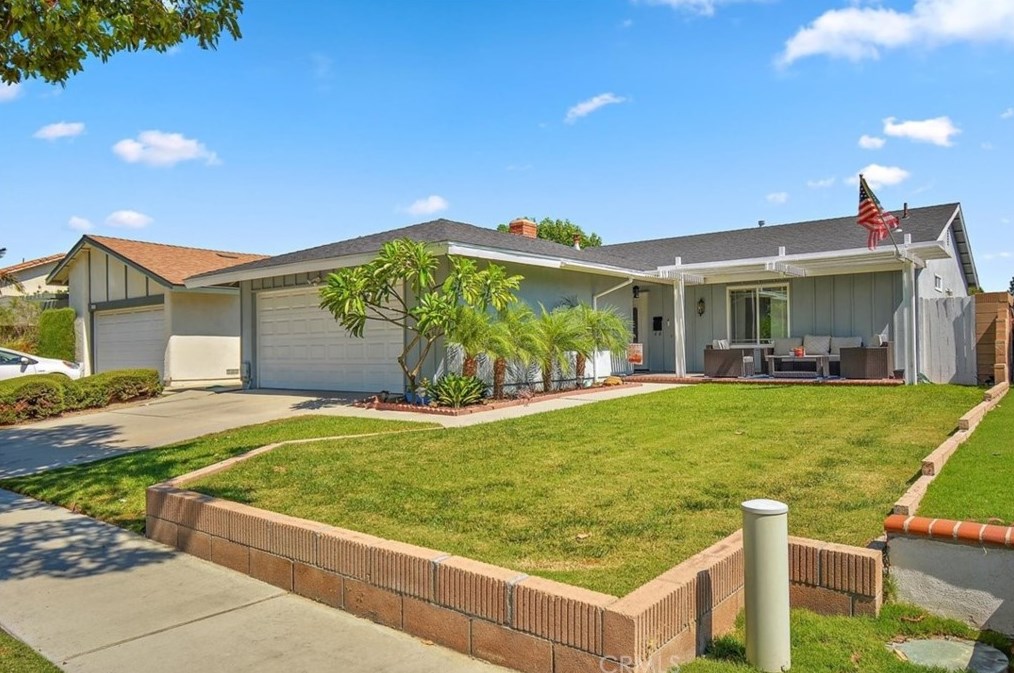 17612 Vierra Ave, Artesia, CA 90703-9048