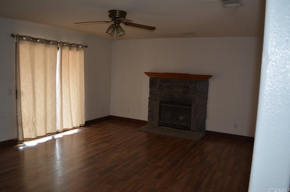 6973 Ivanpah Ave, Twntynine Plm, CA 92277