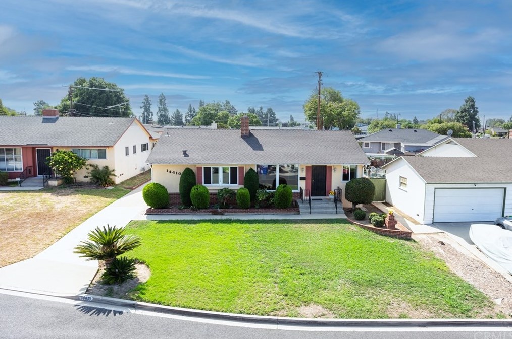 14410 Calpella St, La Mirada CA  90638-3611 exterior