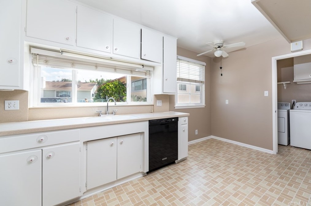 14410 Calpella St, La Mirada CA  90638-3611 exterior