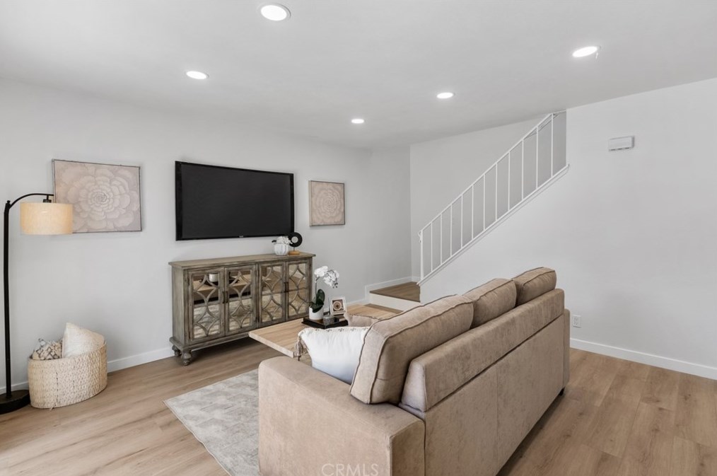 1928 Avinger Dr, Rosemead, CA 91770-3979