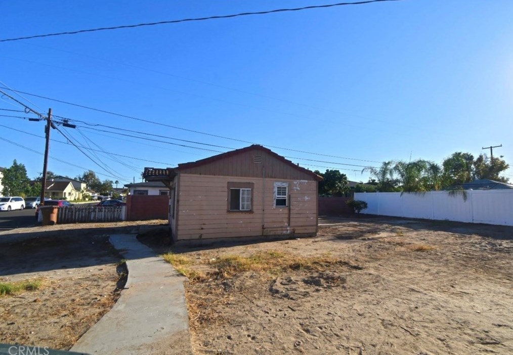 10142 Imperial Ave, Garden Grove, CA 92843