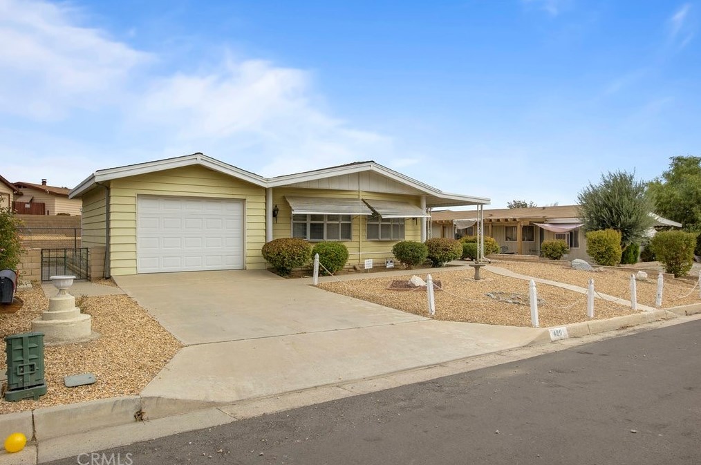 480 Sunrise Rd, Perris, CA 92570