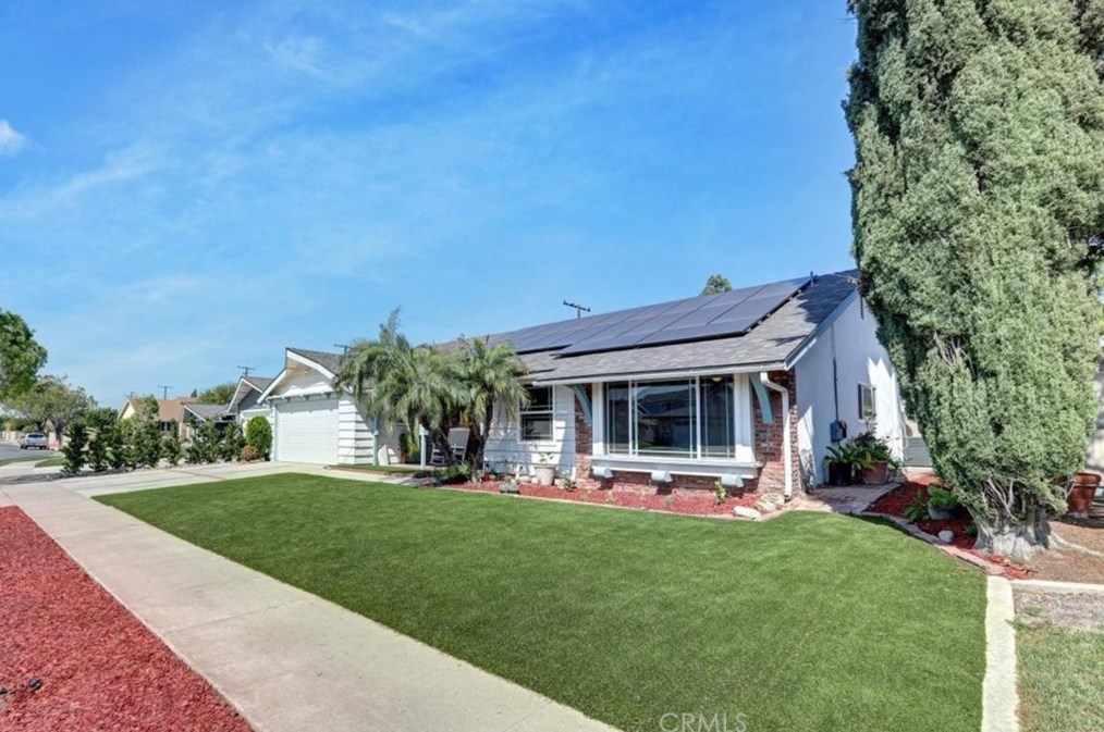 127 W Borromeo Ave, Placentia, CA 92870