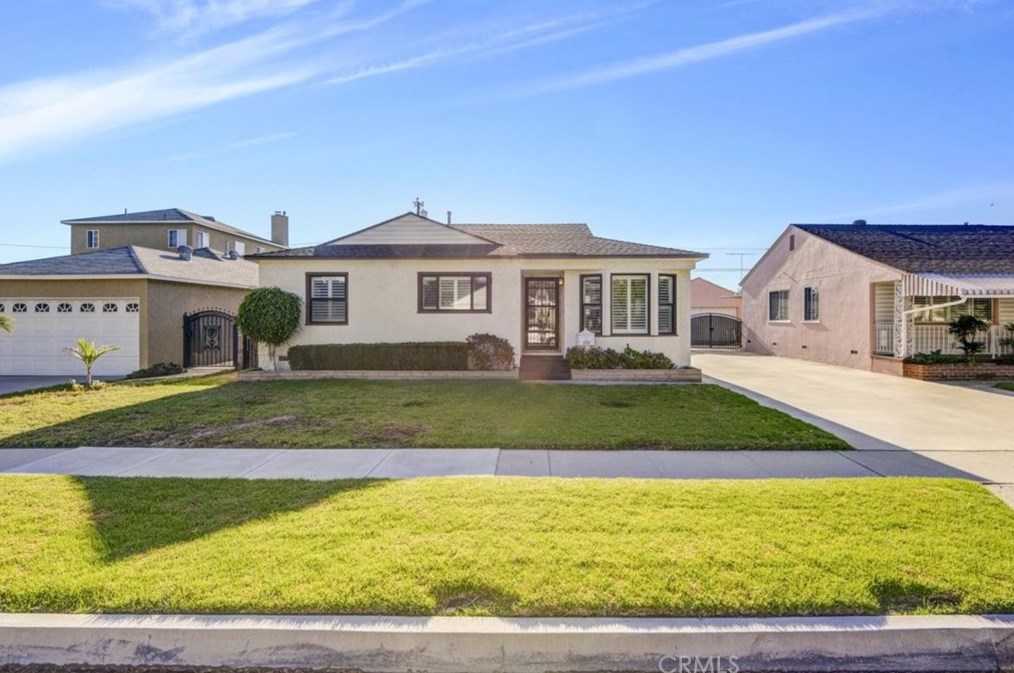4118 Ladoga Ave, Lakewood, CA 90713-3226
