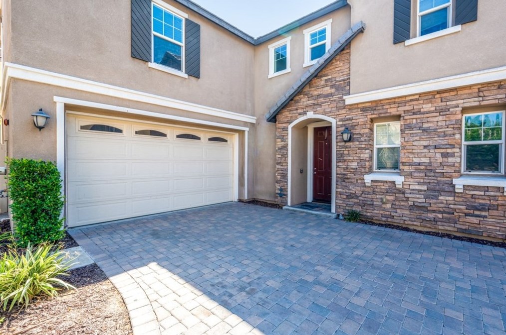 7993 Southpoint St, Chino, CA 91708