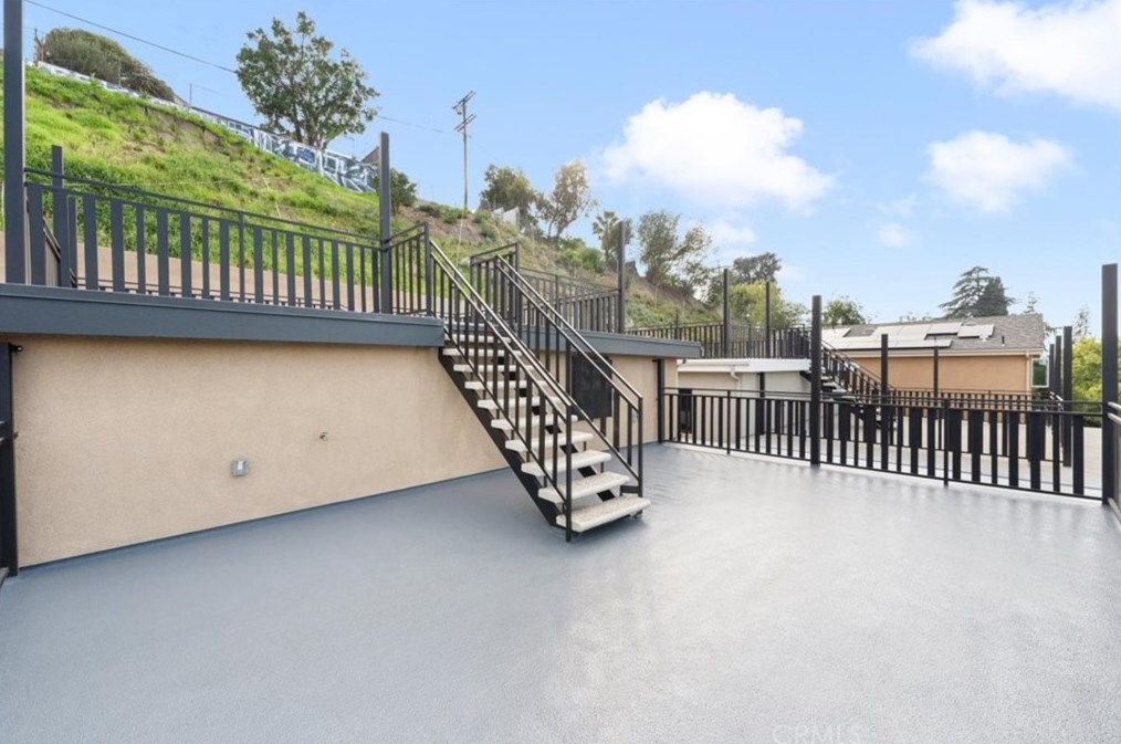 4842 Buchanan St, Los Angeles CA  90042-2219 exterior