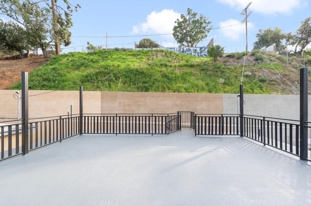 4842 Buchanan St, Los Angeles CA  90042-2219 exterior