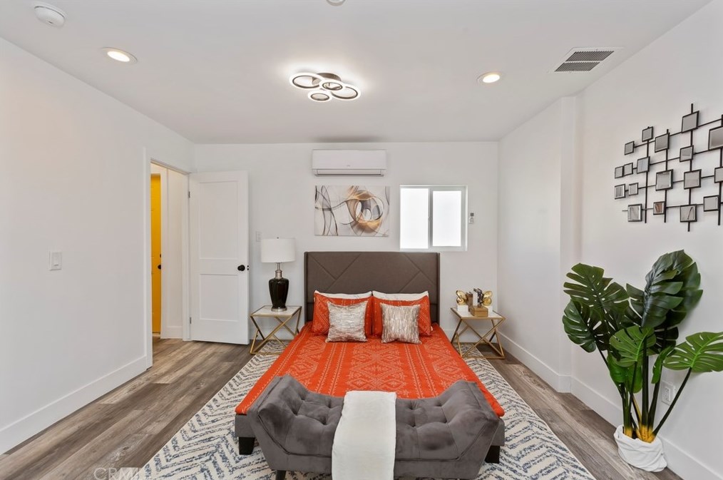 6544 Pine Ave, Twntynine Plm CA  92277-3246 exterior