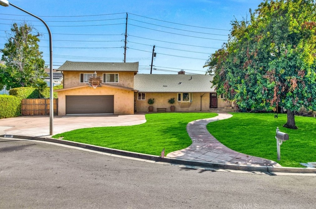 1006 W Dorothy Dr, Brea, CA 92821