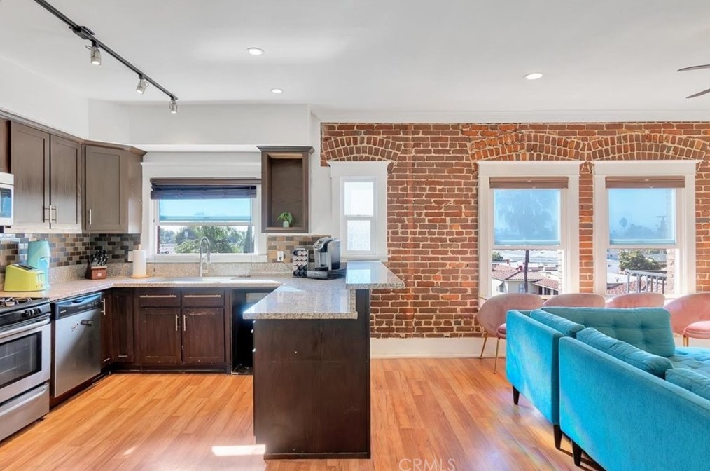 800 Pacific Ave #403, Long Beach, CA 90813