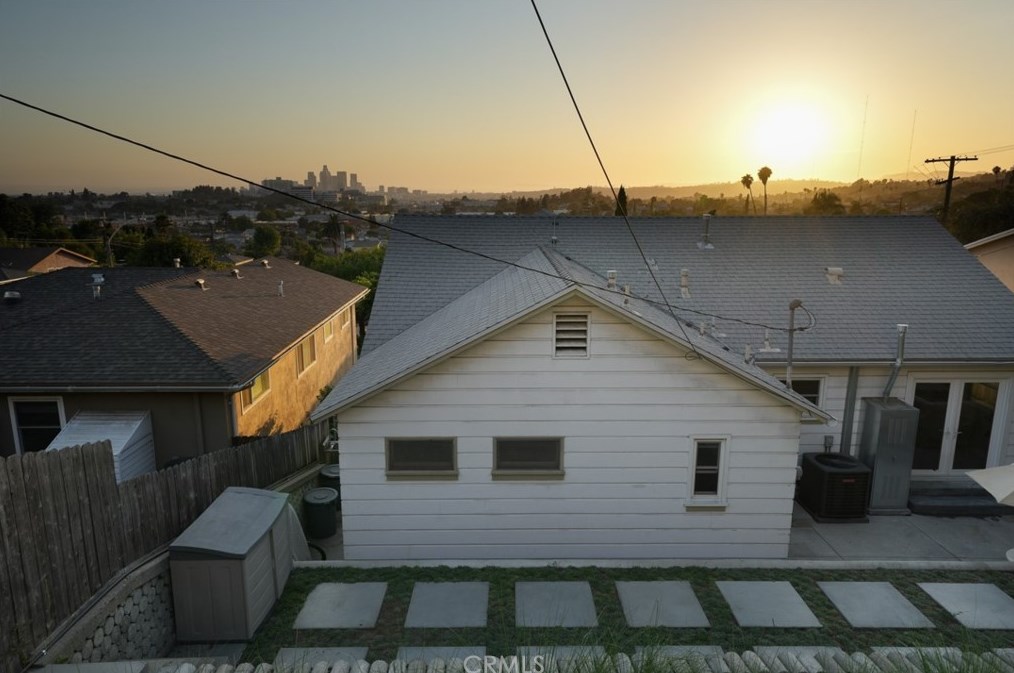 2004 Ronda Dr, Los Angeles CA  90032-3735 exterior