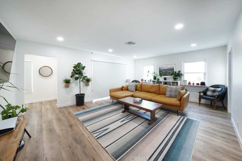 2004 Ronda Dr, Los Angeles CA  90032-3735 exterior