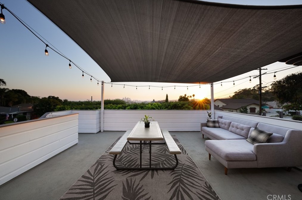 2004 Ronda Dr, Los Angeles, CA 90032-3735