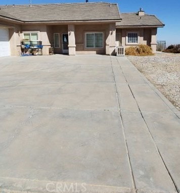 4265 Snow Line Dr, Phelan, CA 92371-8684