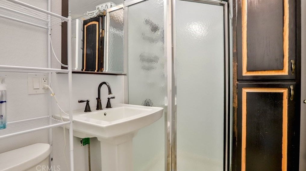 15300 Magnolia St, Westminster CA  92683-6400 exterior