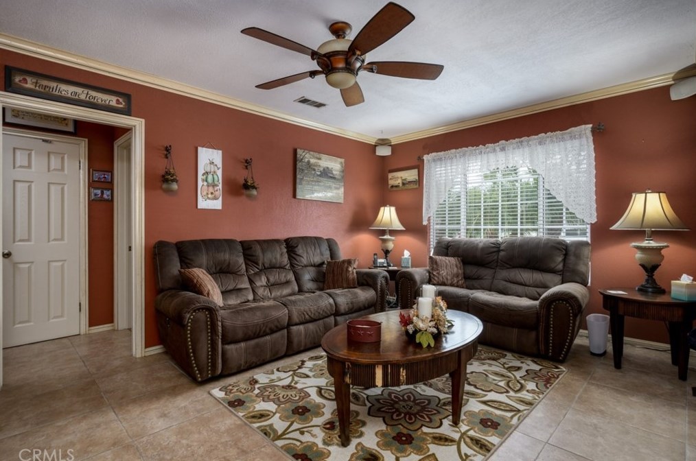9047 Rendalia St, Bellflower, CA 90706