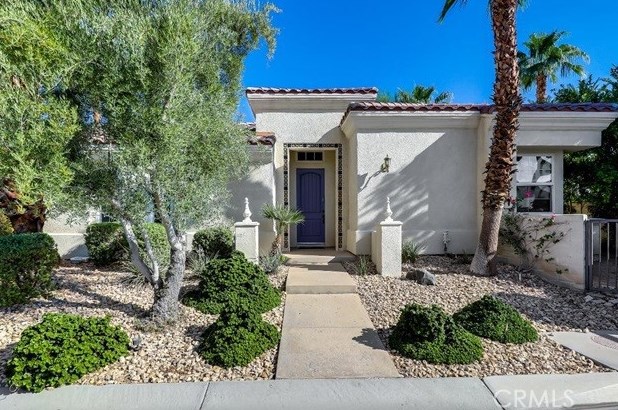 80968 Via Puerta Azul, La Quinta, CA 92253