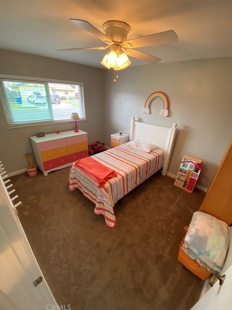 10402 Whirlaway St, Cypress CA  90630-4466 exterior