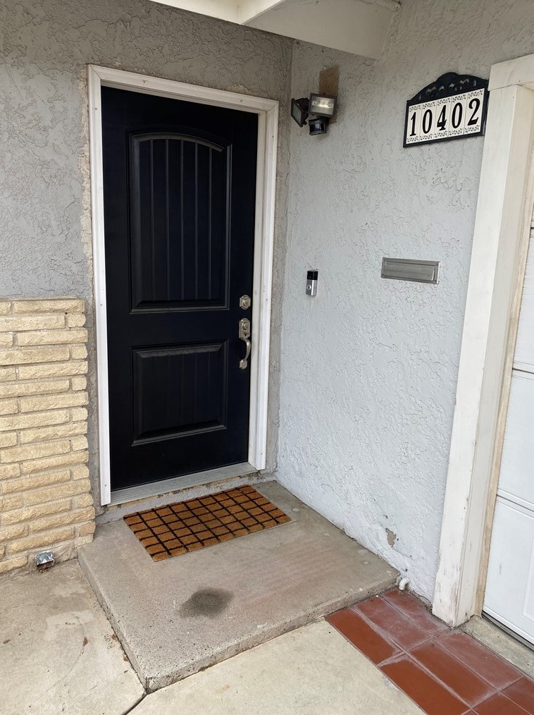 10402 Whirlaway St, Cypress, CA 90630