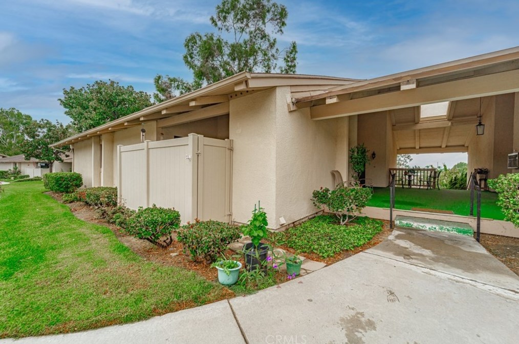 13115 Avenida Santa Tecla #e, La Mirada, CA 90638