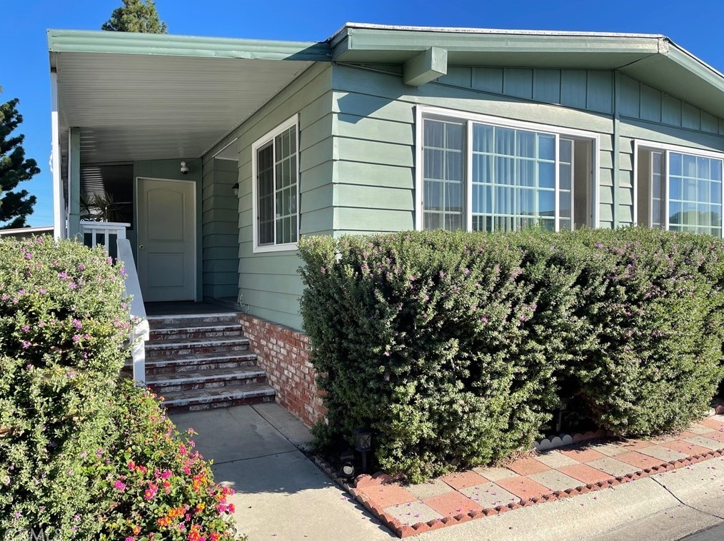 11250 Beach Blvd #11, Stanton, CA 90680