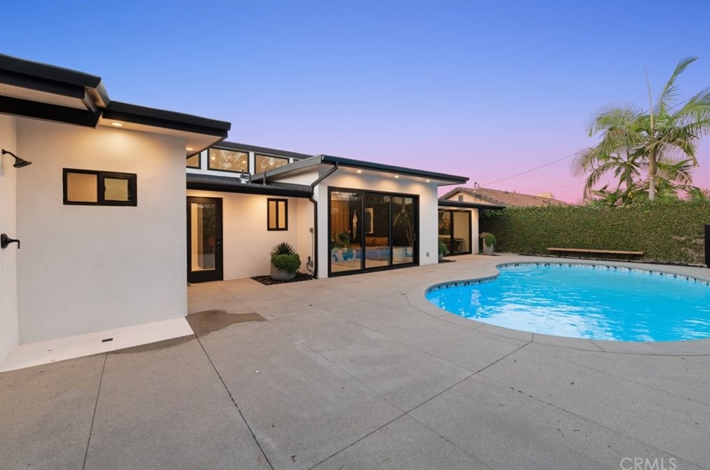 2822 Brimhall Dr, Los Alamitos, CA 90720