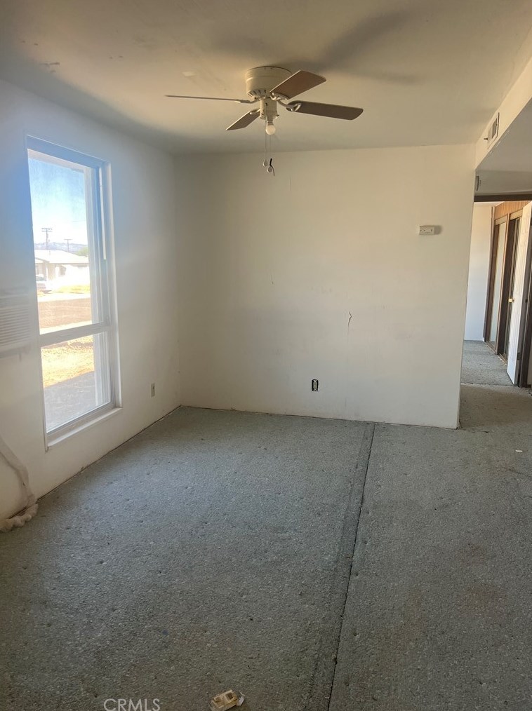 2037 Desoto St, Chemehuevi, CA 92363-3024