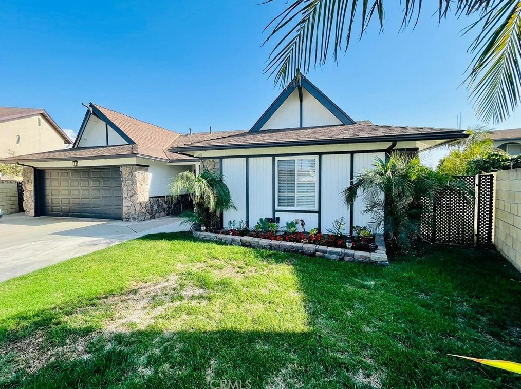 8712 Bermuda Ave, Westminster, CA 92683-7228