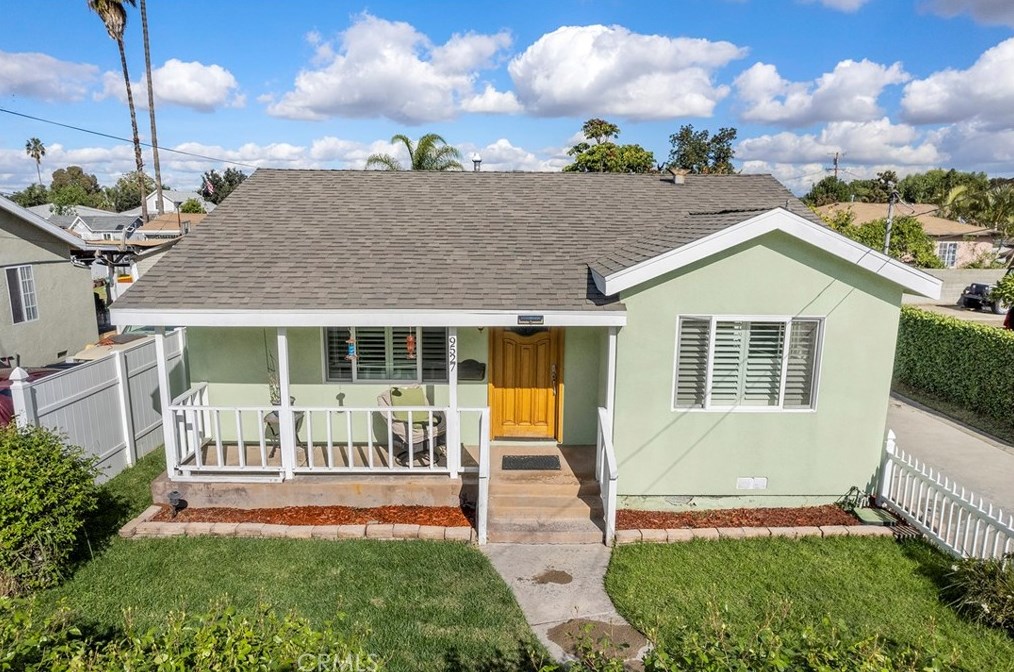 9527 Rendalia St, Bellflower, CA 90706