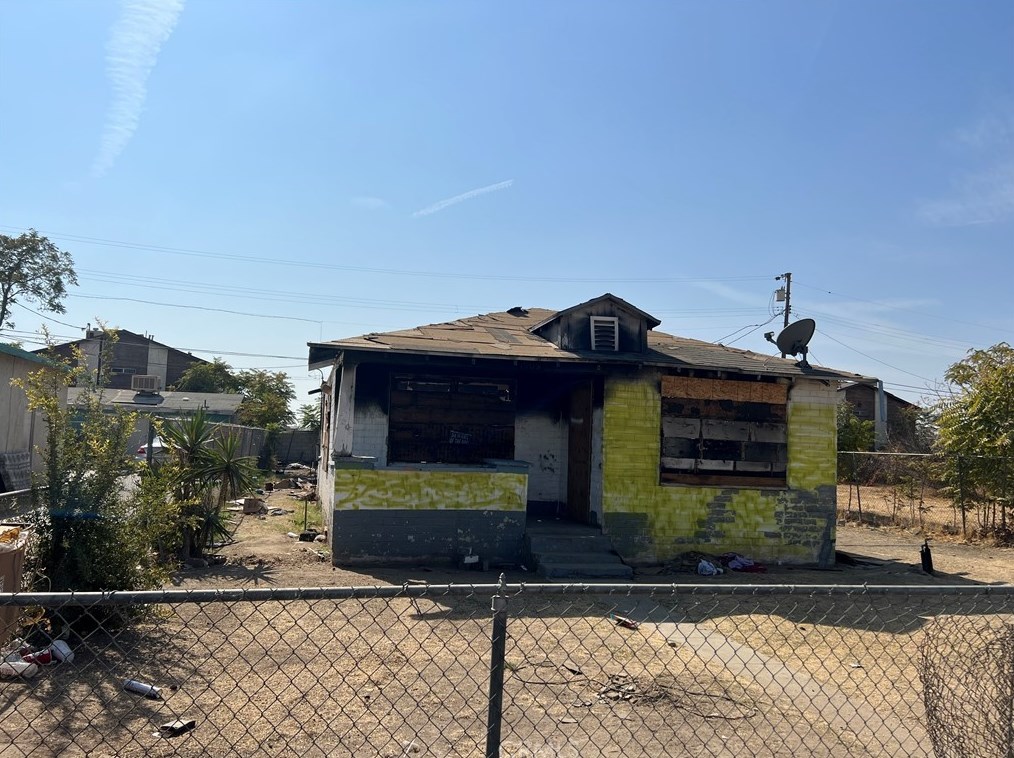 1509 Potomac Ave, Bakersfield, CA 93307