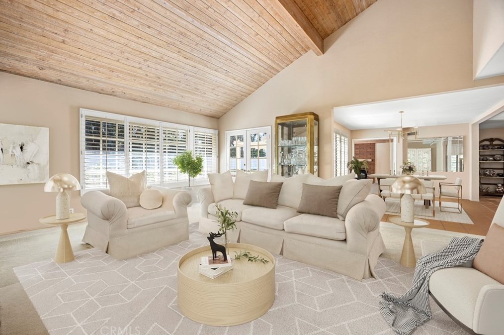 7460 E Stone Creek Ln, Anaheim, CA 92808