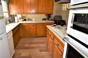 4624 Ironwood Ave, Seal Beach, CA 90740 - Photo 14