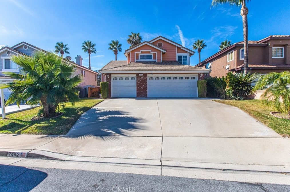 7442 Cambridge Ct, Fontana, CA 92336-3512