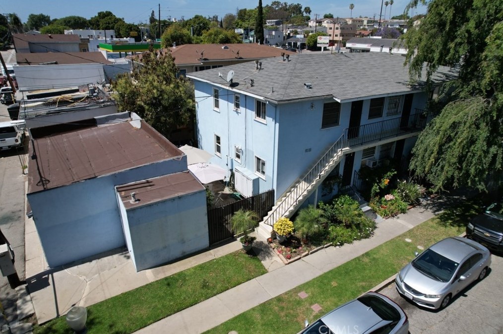 11262 Venice Blvd, Los Angeles CA  90019-6012 exterior