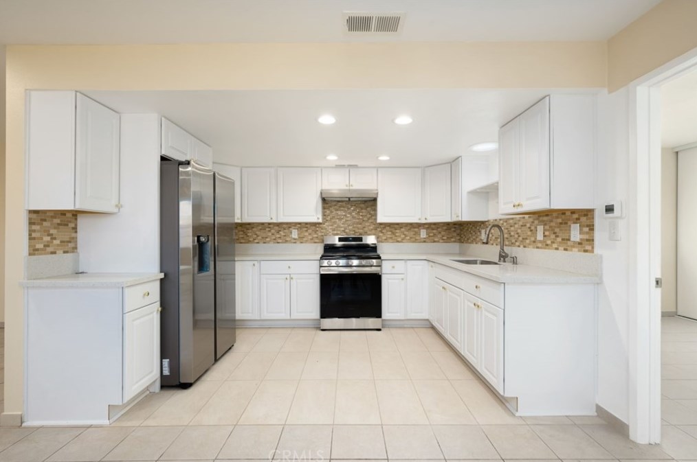 82433 Garden Ave, Indio, CA 92201
