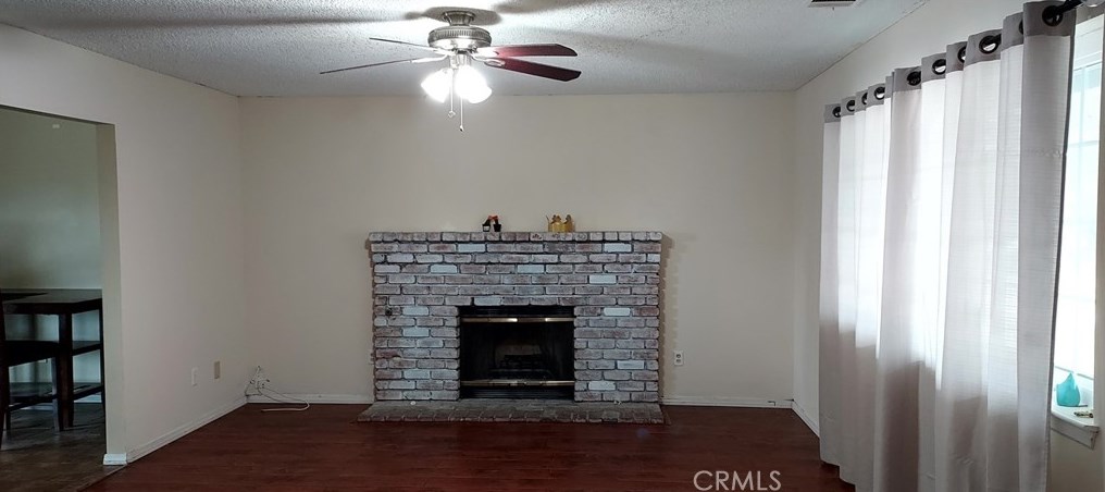 18353 Hackberry St, Hesperia, CA 92345-5144