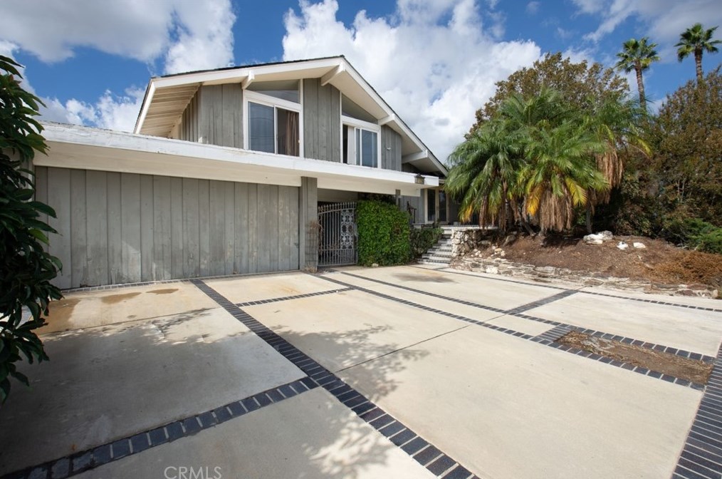 1129 N Puente St, Brea, CA 92821