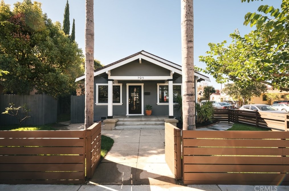 795 Loma Ave, Long Beach, CA 90804