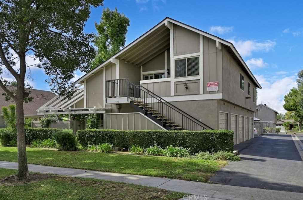 1725 N Rainwood Cir #b, Anaheim, CA 92807