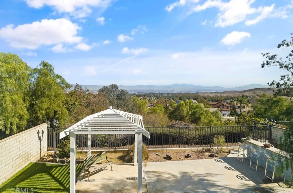 3084 Oak Creek Rd, Chino Hills, CA 91709