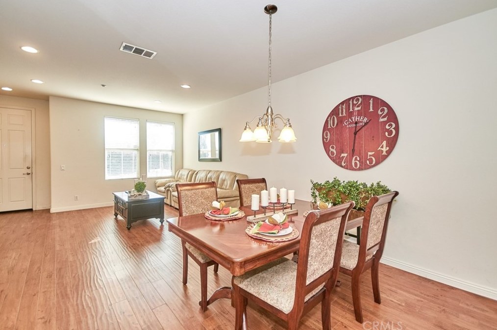2652 W Madison Cir, Anaheim, CA 92801