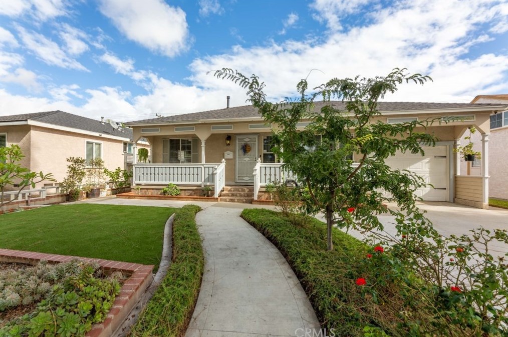 5634 Oliva Ave, Lakewood, CA 90712