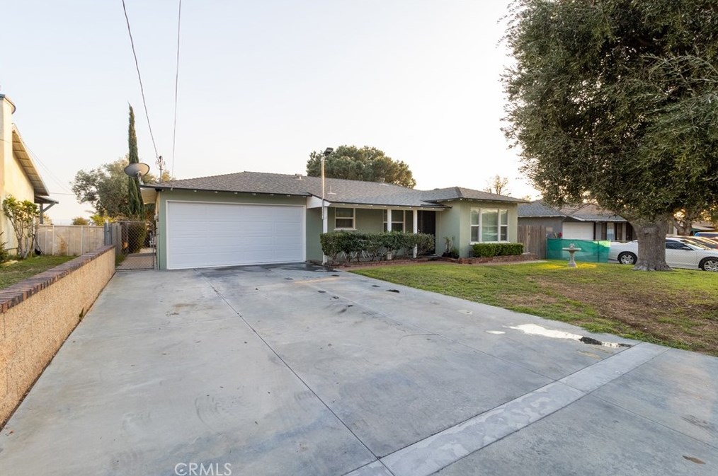 9160 Jeffrey Pl, Riverside, CA 92509