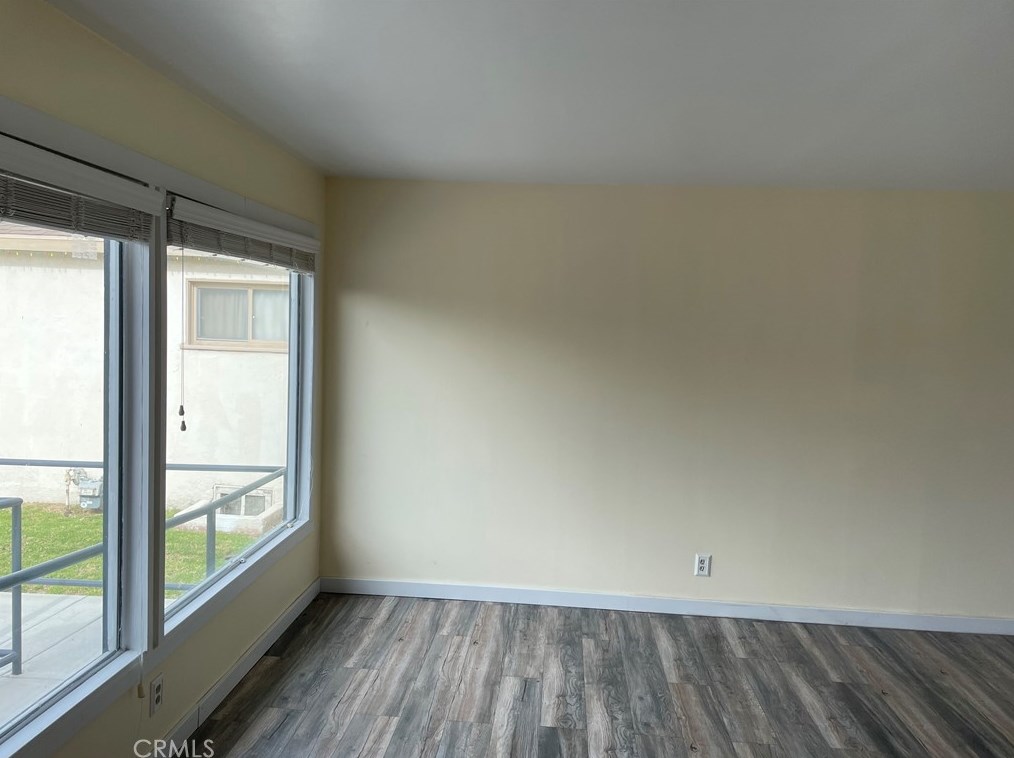 2172 Puente Ave, Costa Mesa, CA 92627-2506