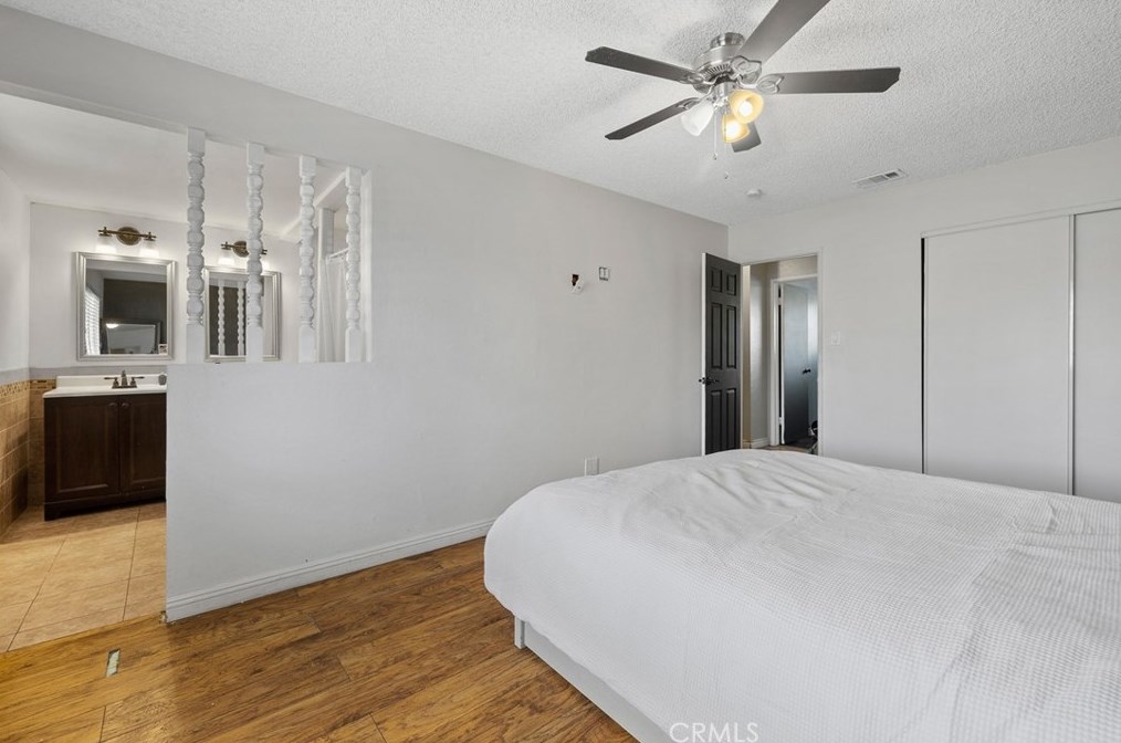 8605 Encina Ave, Fontana CA  92335-3920 exterior