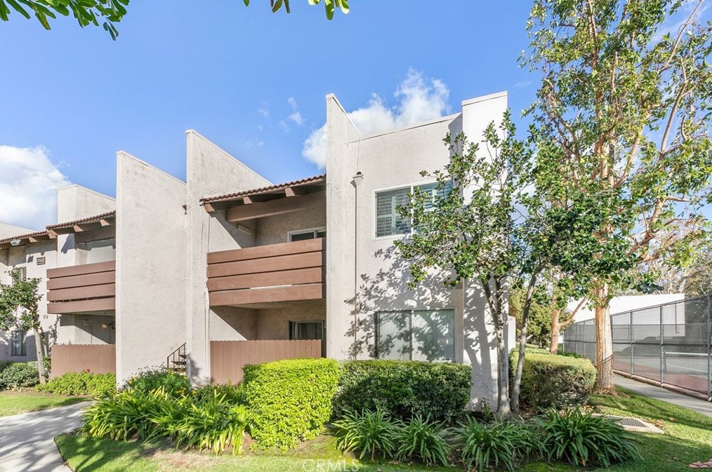 17552 Vandenberg Ln #16, Tustin, CA 92780