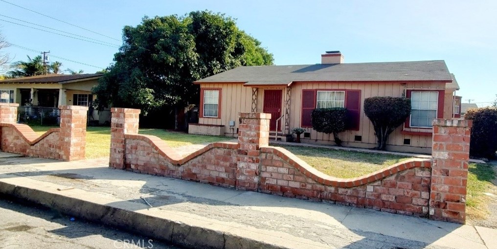 906 E Laurel St, Compton, CA 90221