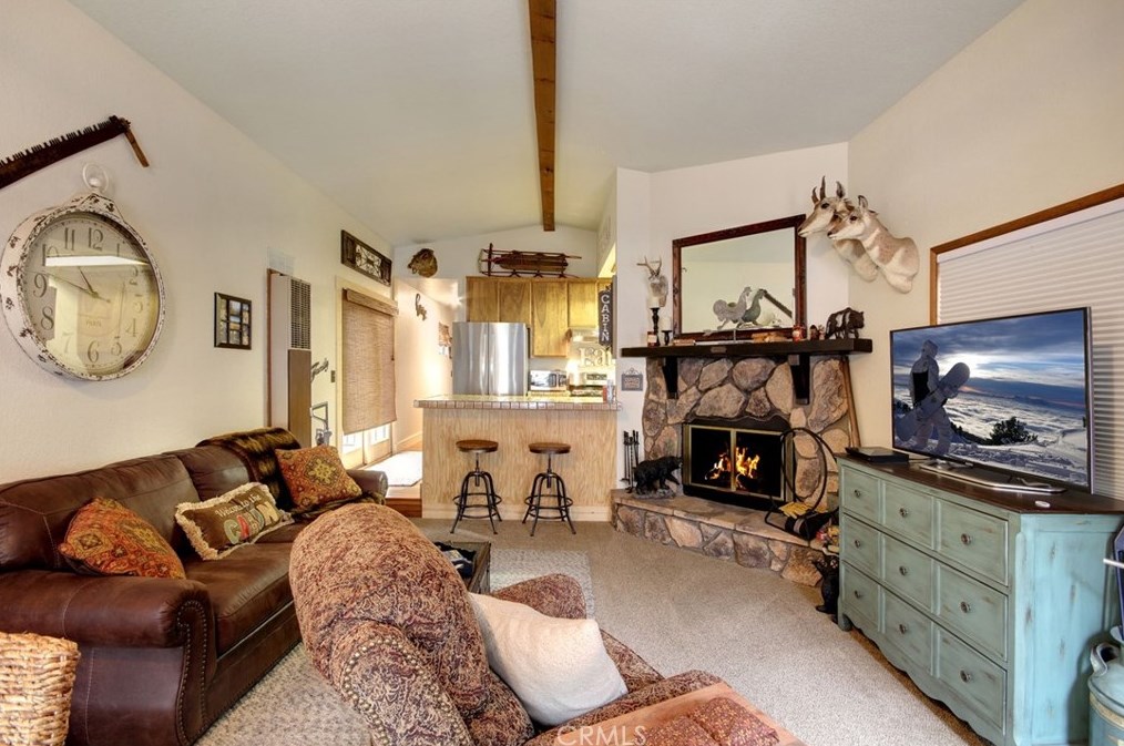 731 Wabash Ln, Big Bear City, CA 92386